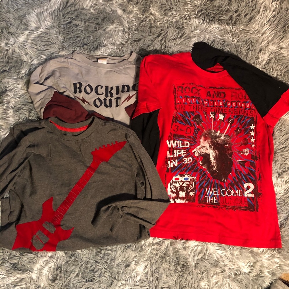 Rockstar Lot of 3 long sleeve tees 🤘🏼🎸